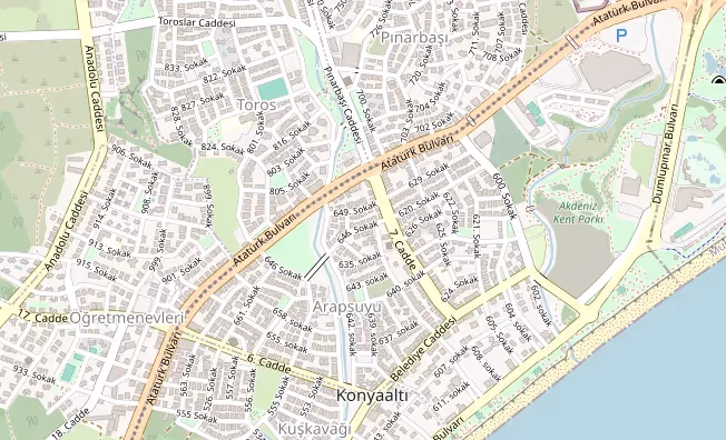 Kaartfragment met het lange strand van Konyaaltı, ten westen van het stadscentrum